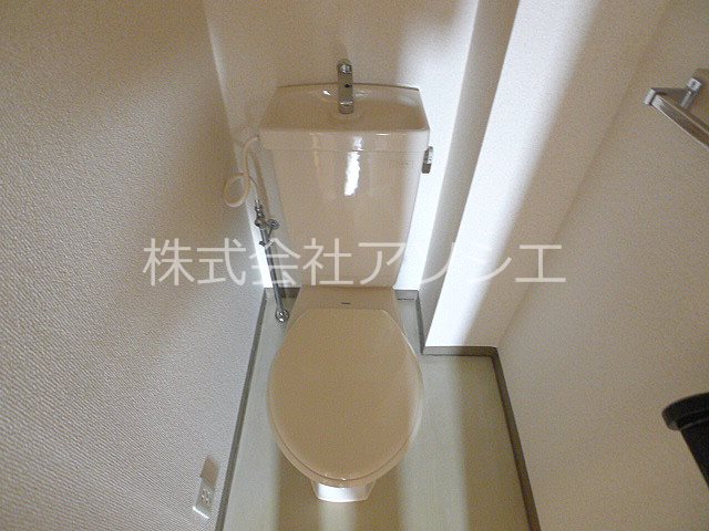 サン・コーポラス越谷　3号棟 トイレ