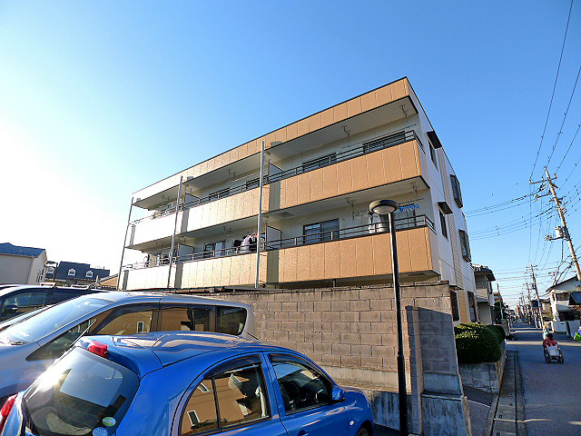 グランデール東越谷のご紹介は住まいの窓口 アソシエへお任せ下さい。
