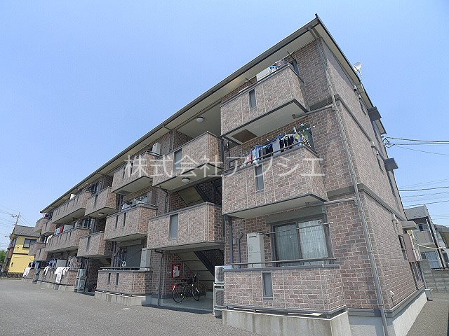 グランフェルムのご紹介は住まいの窓口アソシエにお任せください。