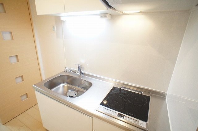 グレースコート キッチンはＩＨクッキングヒーターのシステムキッチン