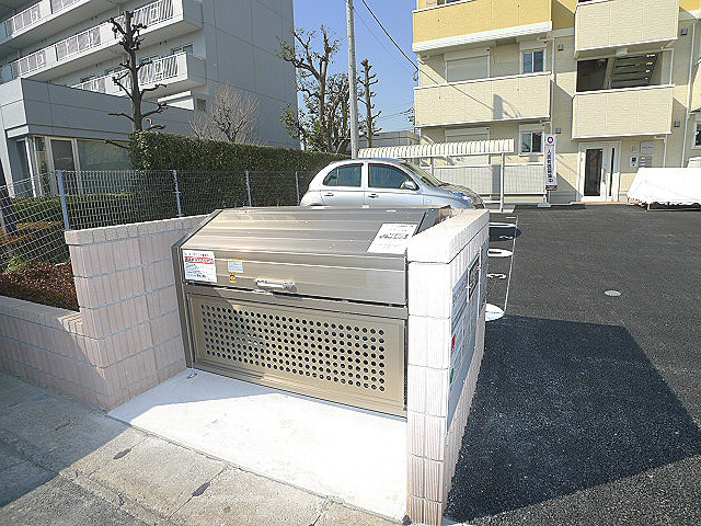 グリーンパーク（吉川市） ごみ置場