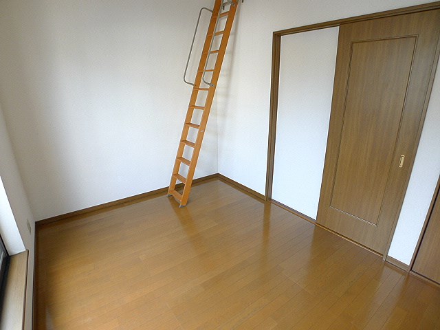 グリーンハイツ弐番館 洋室6帖