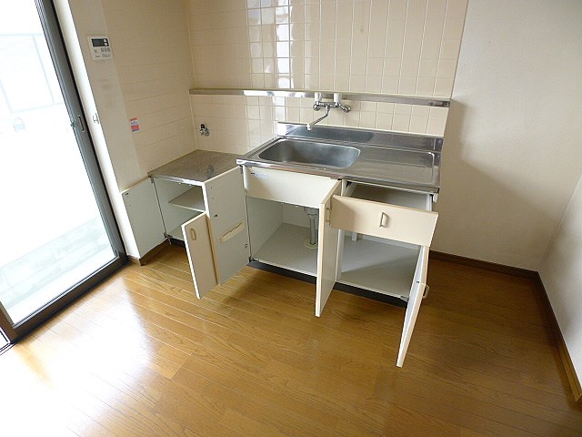 グリーンハイツ弐番館 キッチン収納