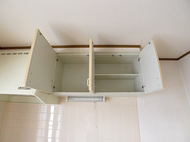 グリーンハイツ弐番館 吊戸棚