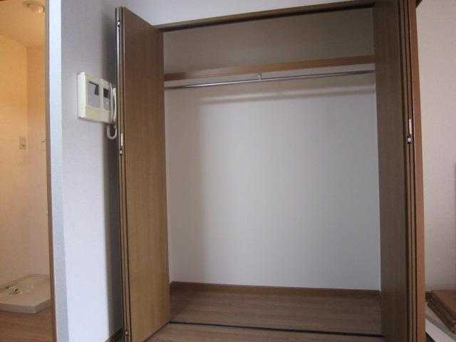 サザンクロスB クローゼット
