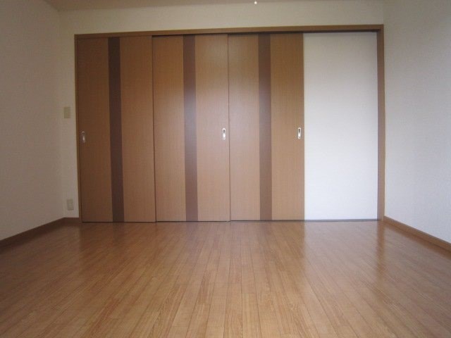 サザンクロスB 洋室6.8帖