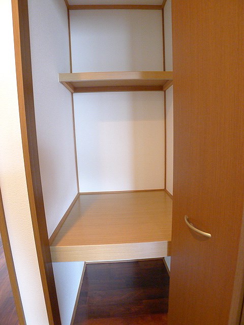 ゴールドパストラル 収納