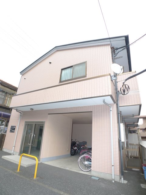 シャルマン南越谷 シャルマン南越谷のご紹介は住まいの窓口　アソシエへお任せ下さい。