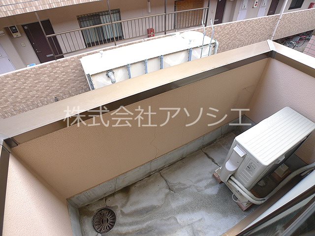 シャルマン南越谷 バルコニー