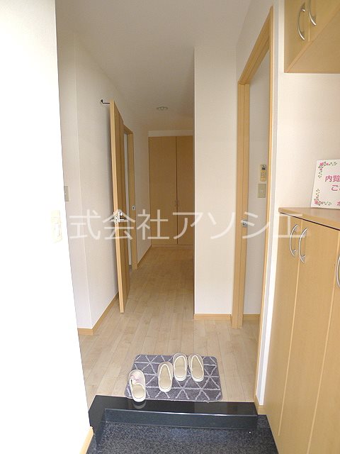 フローラル穂花 玄関