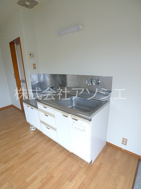 オレンジハイツイレブン キッチンスペース