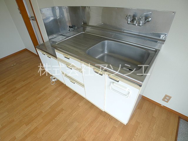 オレンジハイツイレブン キッチン