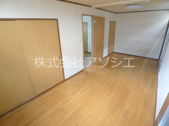 日比谷コーポ リビング
