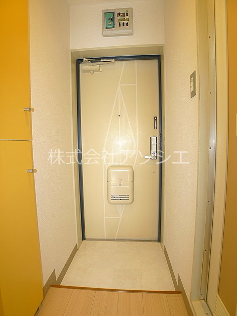 シャルマン蒲生A 玄関