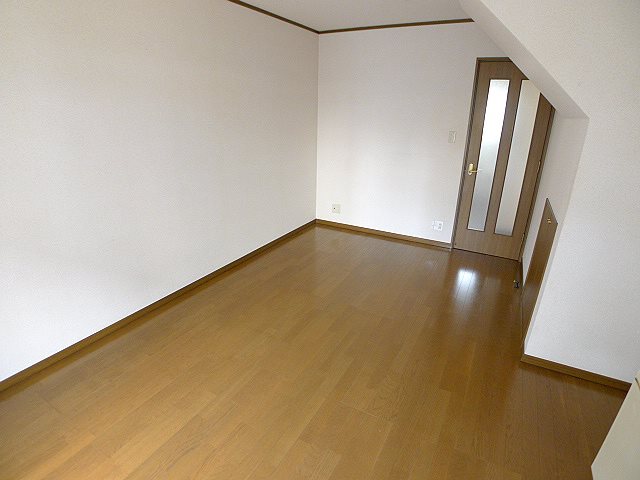 グリーンハイツ弐番館 リビング