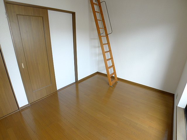 グリーンハイツ弐番館 和室6帖