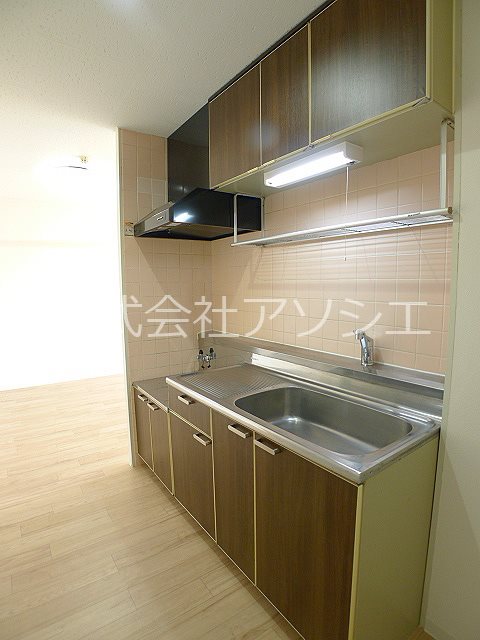 T's garden越谷大袋 キッチン