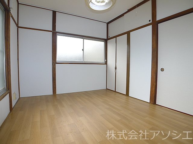 石坂荘 洋室6帖