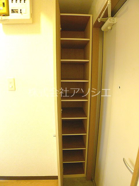 コンフォート千間台 収納