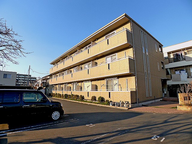 アムール赤山のご紹介は住まいの窓口　アソシエへお任せ下さい。