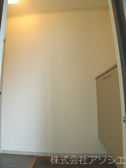 ピラタス　Ⅲ 玄関