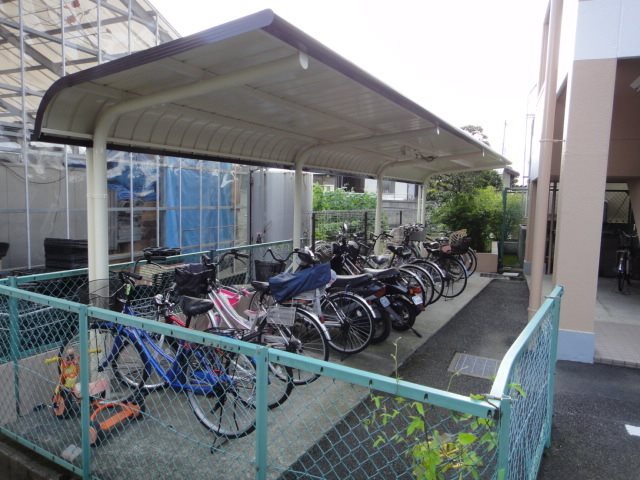 グランディールYOKOYAMA　Ⅱ 駐輪場