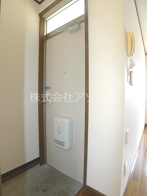 NCハイツ 玄関