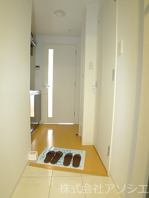 ライブコート草加 玄関