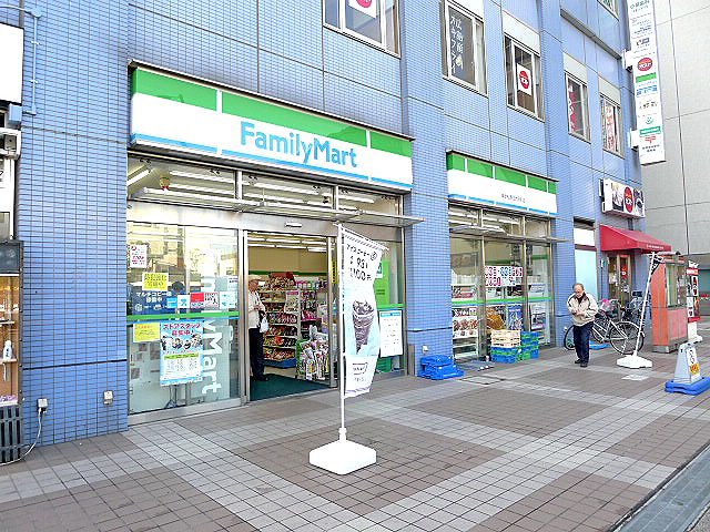maison・de・Hale Ⅱ ﾌｧﾐﾘｰﾏｰﾄ 東武松原団地駅前店