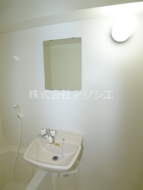 アンセラジオ新越谷 洗面所