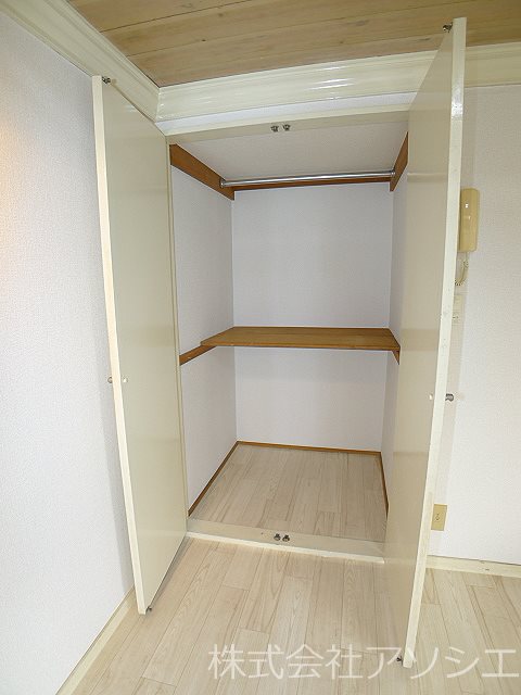 ゼフィランサス吉川 収納
