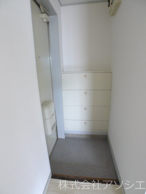 クリーンウッド 玄関