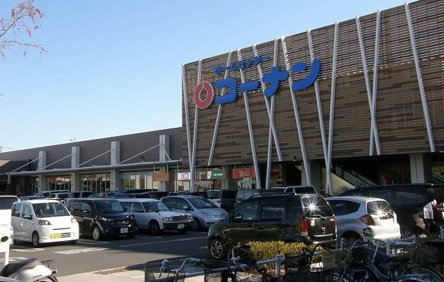 アズール ﾎｰﾑｾﾝﾀｰｺｰﾅﾝ 吉川栄店
