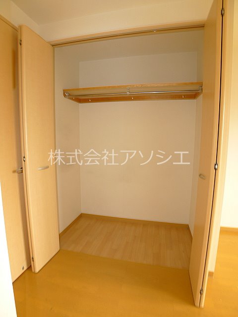 プラシード新越谷 クローゼット