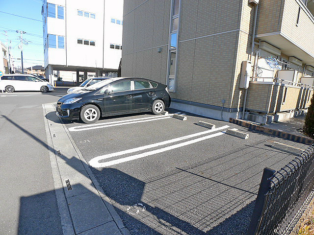 エスポワール（越谷市新越谷） 駐車場
