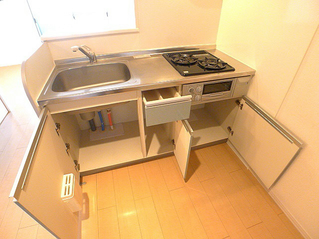 エスポワール（越谷市新越谷） キッチン収納