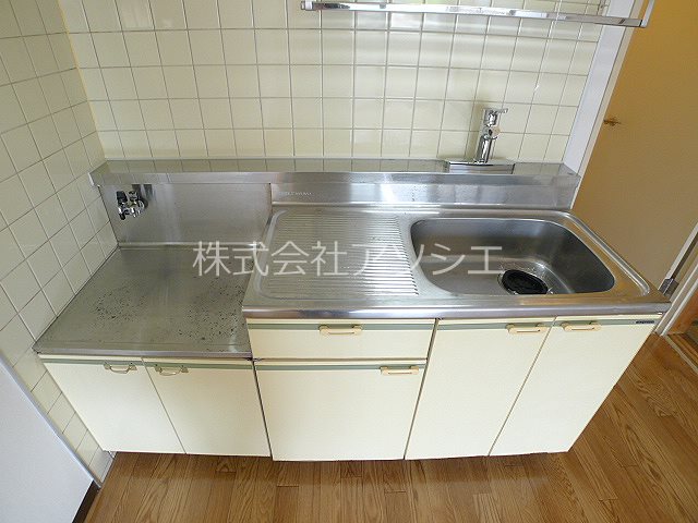 グランドール岸 キッチン