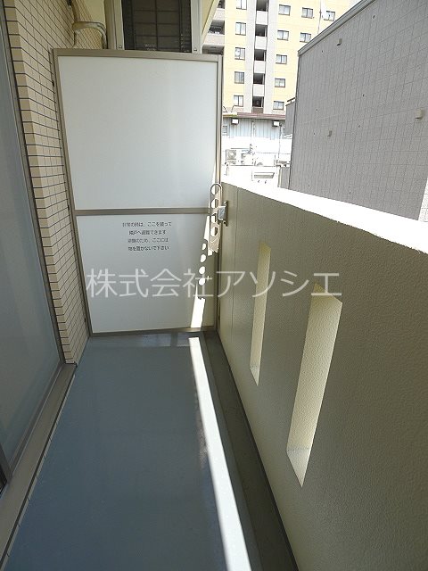 アンセラジオ新越谷 ベランダ