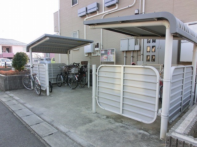 アルバ　カーサ 駐輪場