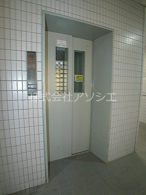 シャンノール エレベーター