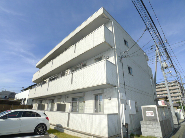 クラールのご紹介は住まいの窓口 アソシエへお任せ下さい。