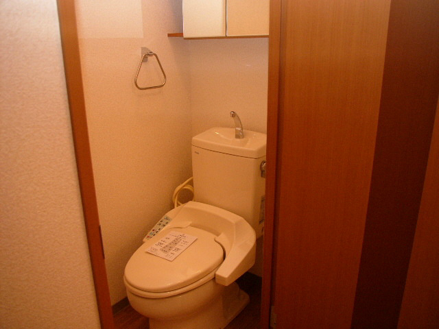 サンライズ・ガーデン 温水洗浄便座