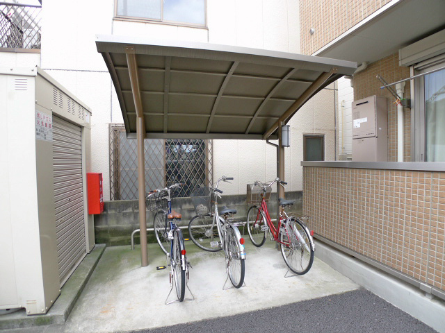 フェリーチェ（越谷市南町） 駐輪場