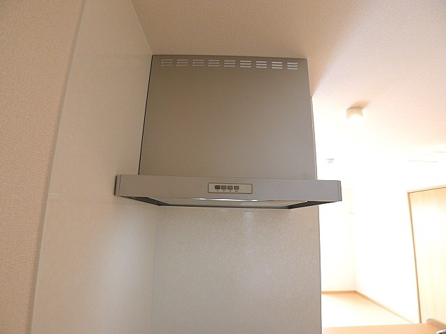 イルソーレ吉川美南　ロッソ レンジフード