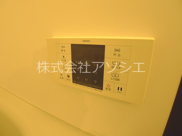 ヘリオス吉川美南　ガイア 給湯器パネル