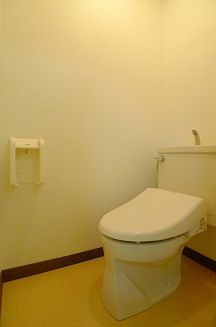 Villa Court(ヴィラコート) トイレは温水洗浄便座付きです。