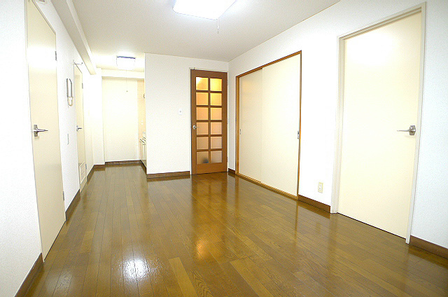Villa Court(ヴィラコート) ＬＤＫ１０帖です。