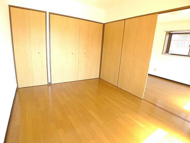 パレスK（吉川市高富） 洋室6帖