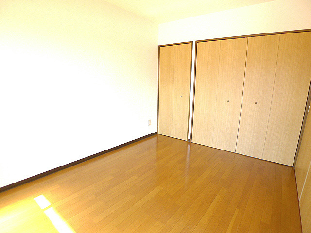 パレスK（吉川市高富） 洋室6帖