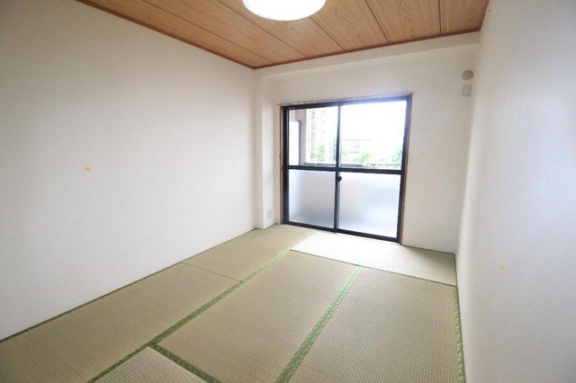 ツインズＡ 和室6帖